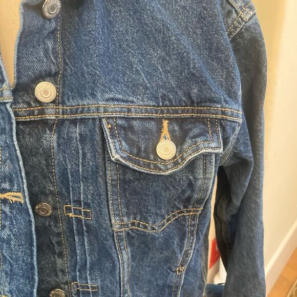 Old Navy Trucker Denim Jacket - Picture 8 of 9